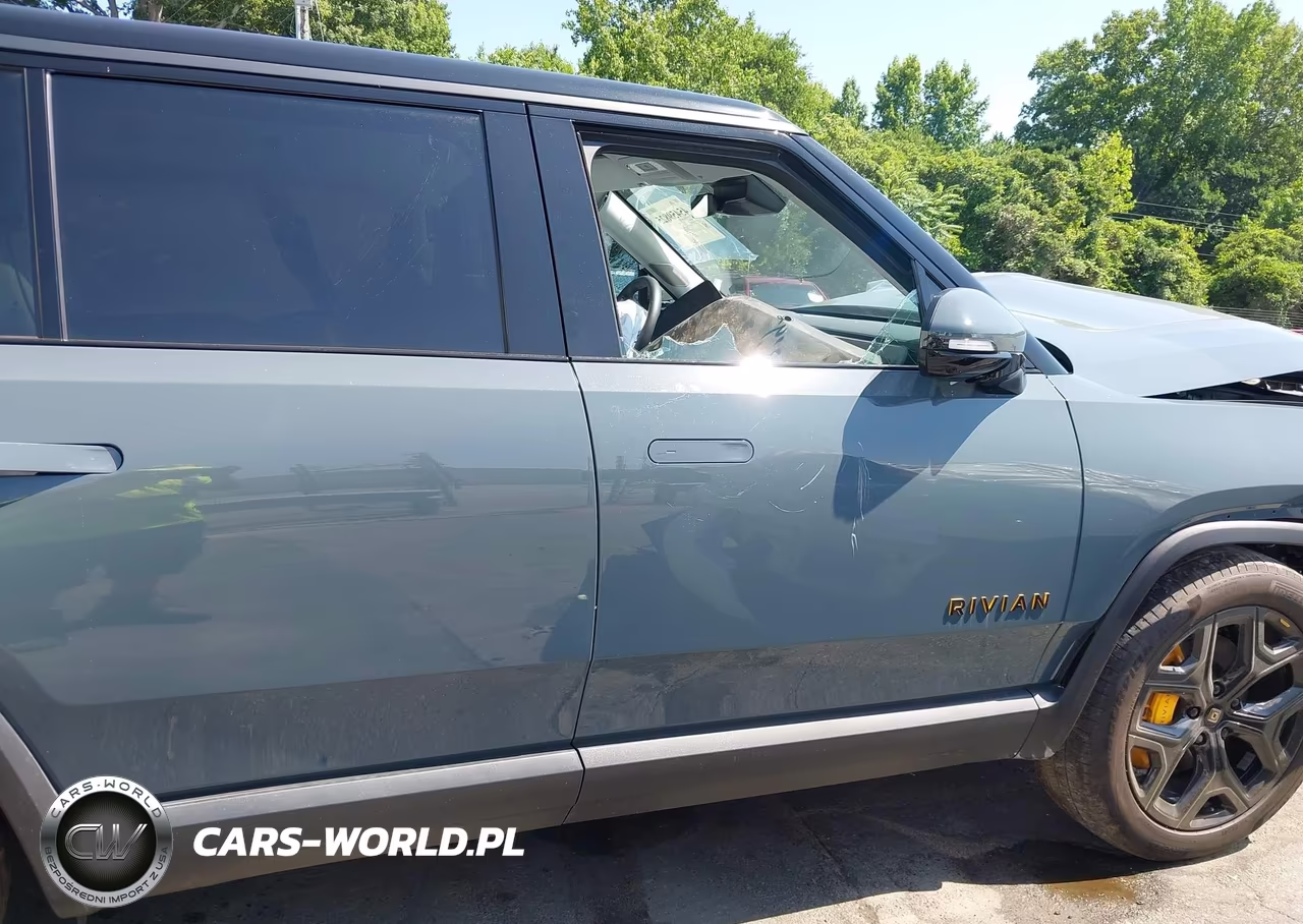 2025 Rivian R1S VIN:7PDSGCBP9SN060728 - 18