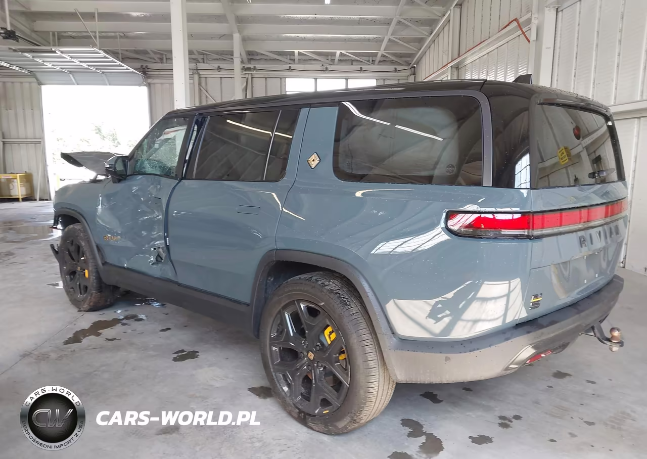 2025 Rivian R1S VIN:7PDSGCBP9SN060728 - 3