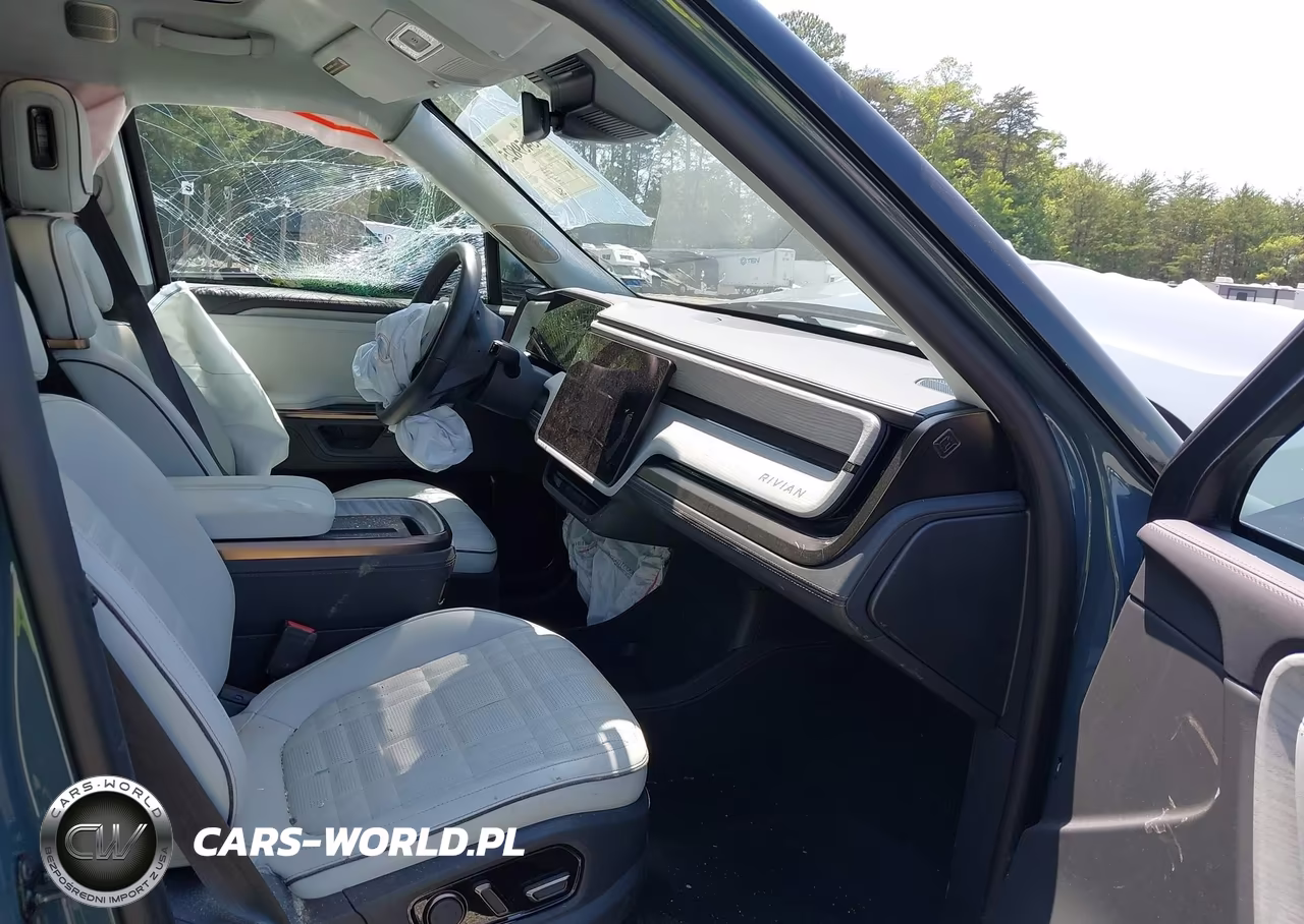 2025 Rivian R1S VIN:7PDSGCBP9SN060728 - 5