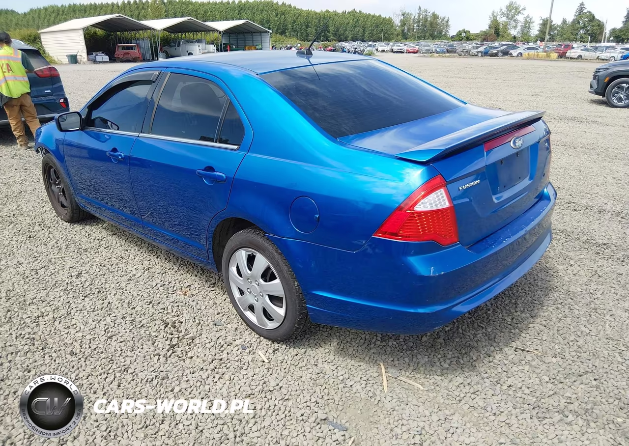2011 Ford Fusion Se VIN:3FAHP0HA5BR134586 - 3