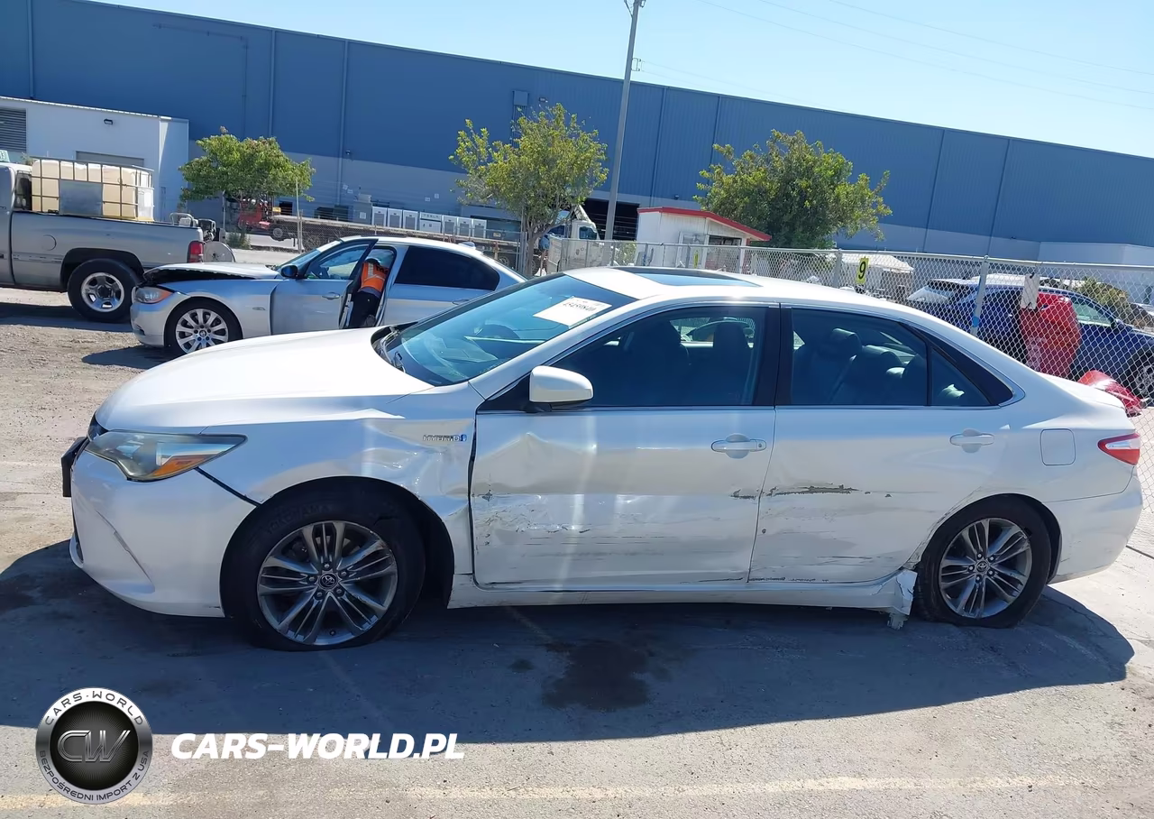 2015 Toyota Camry Hybrid Se VIN:4T1BD1FK6FU145780 - 13