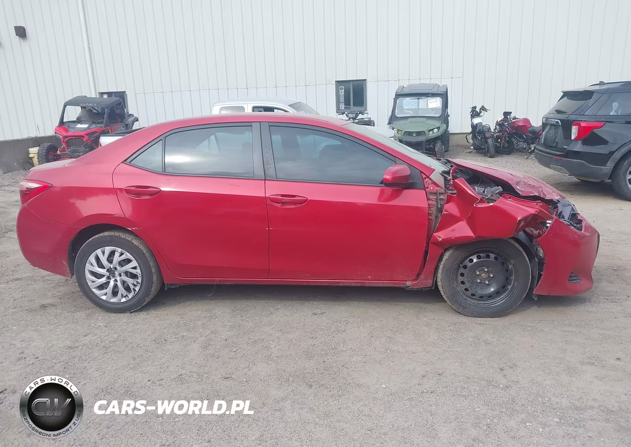 2019 Toyota Corolla Le VIN:5YFBURHE0KP898366 - 14