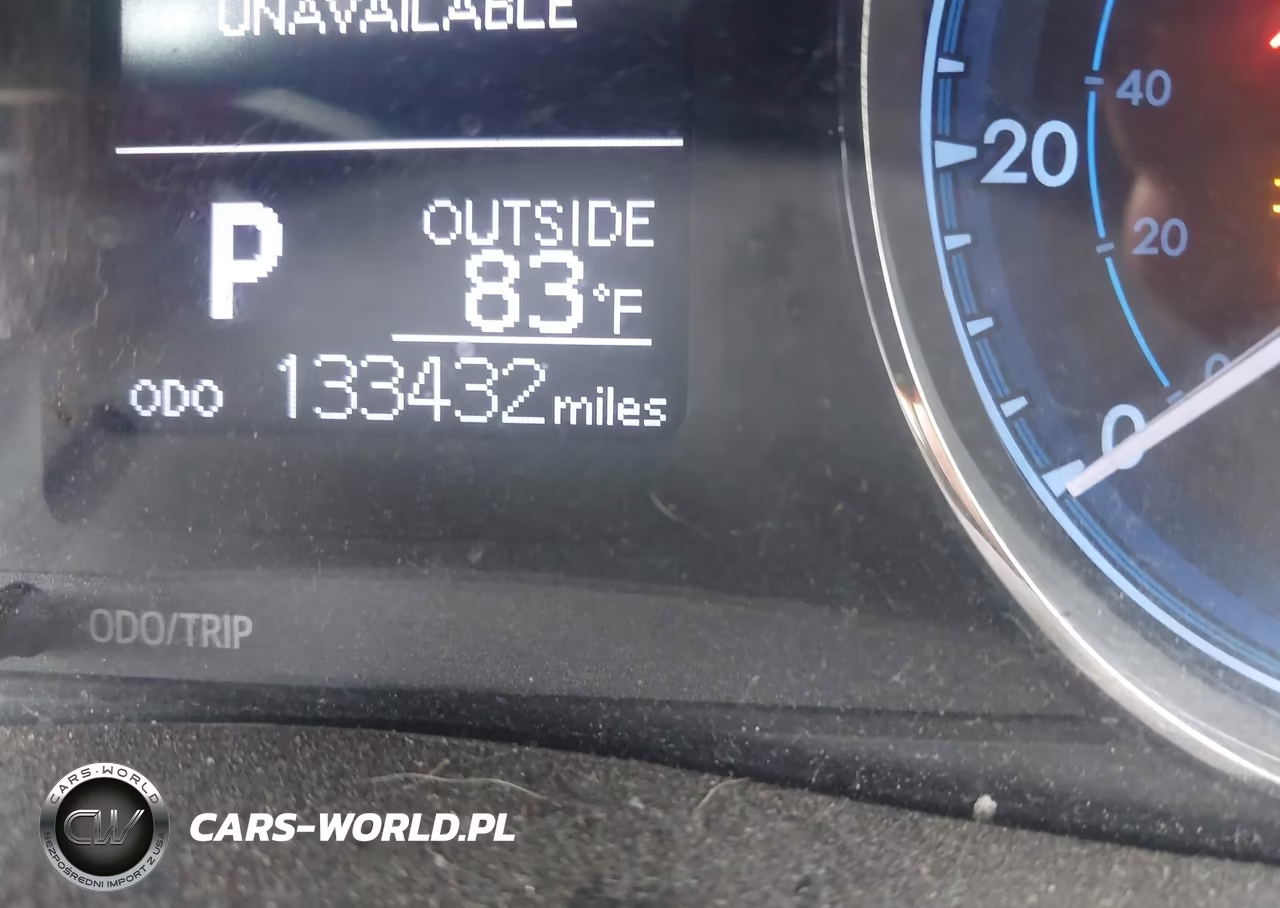 2019 Toyota Corolla Le VIN:5YFBURHE0KP898366 - 16