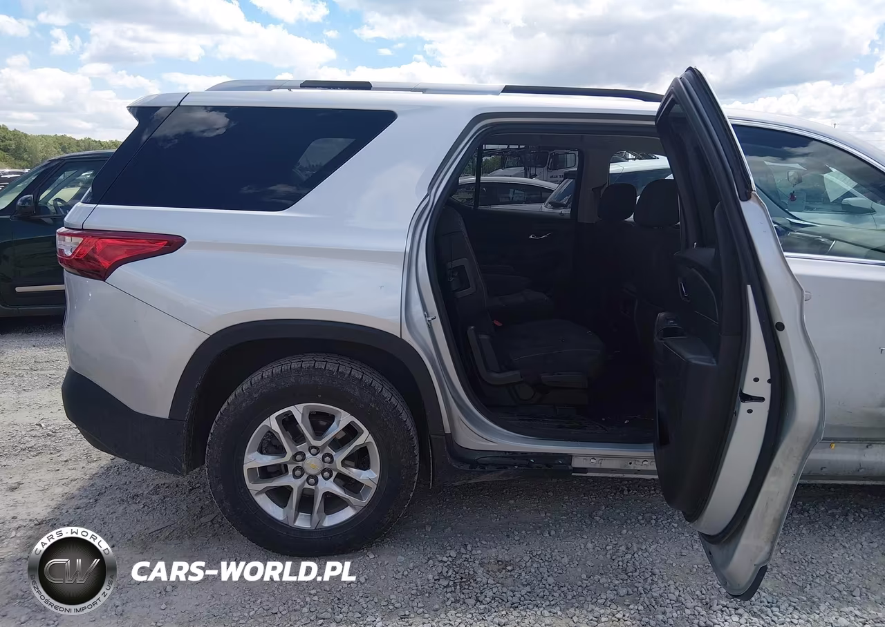 2018 Chevrolet Traverse Lt Cloth VIN:1GNERGKW0JJ108174 - 8