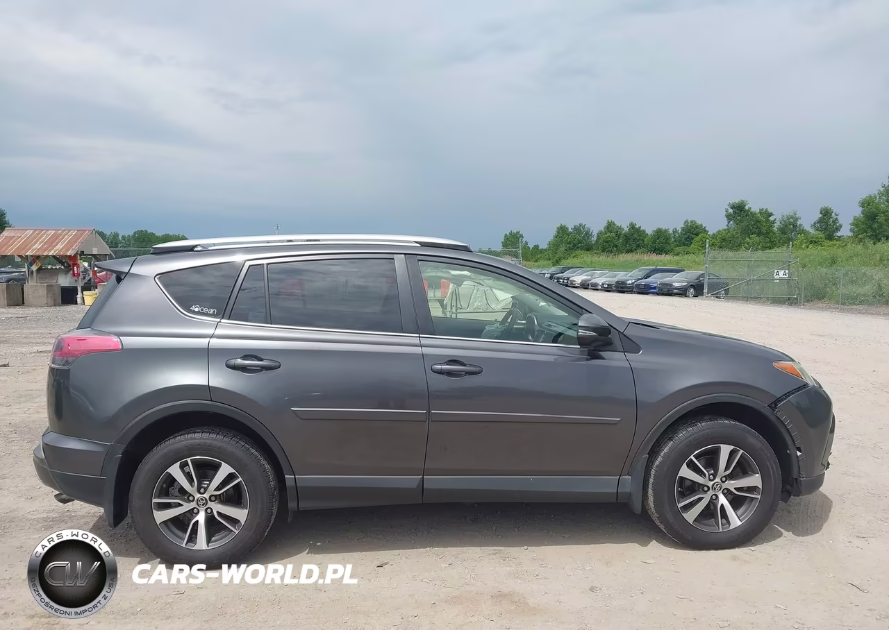 2016 Toyota Rav4 Xle VIN:JTMRFREV4GJ094161 - 14