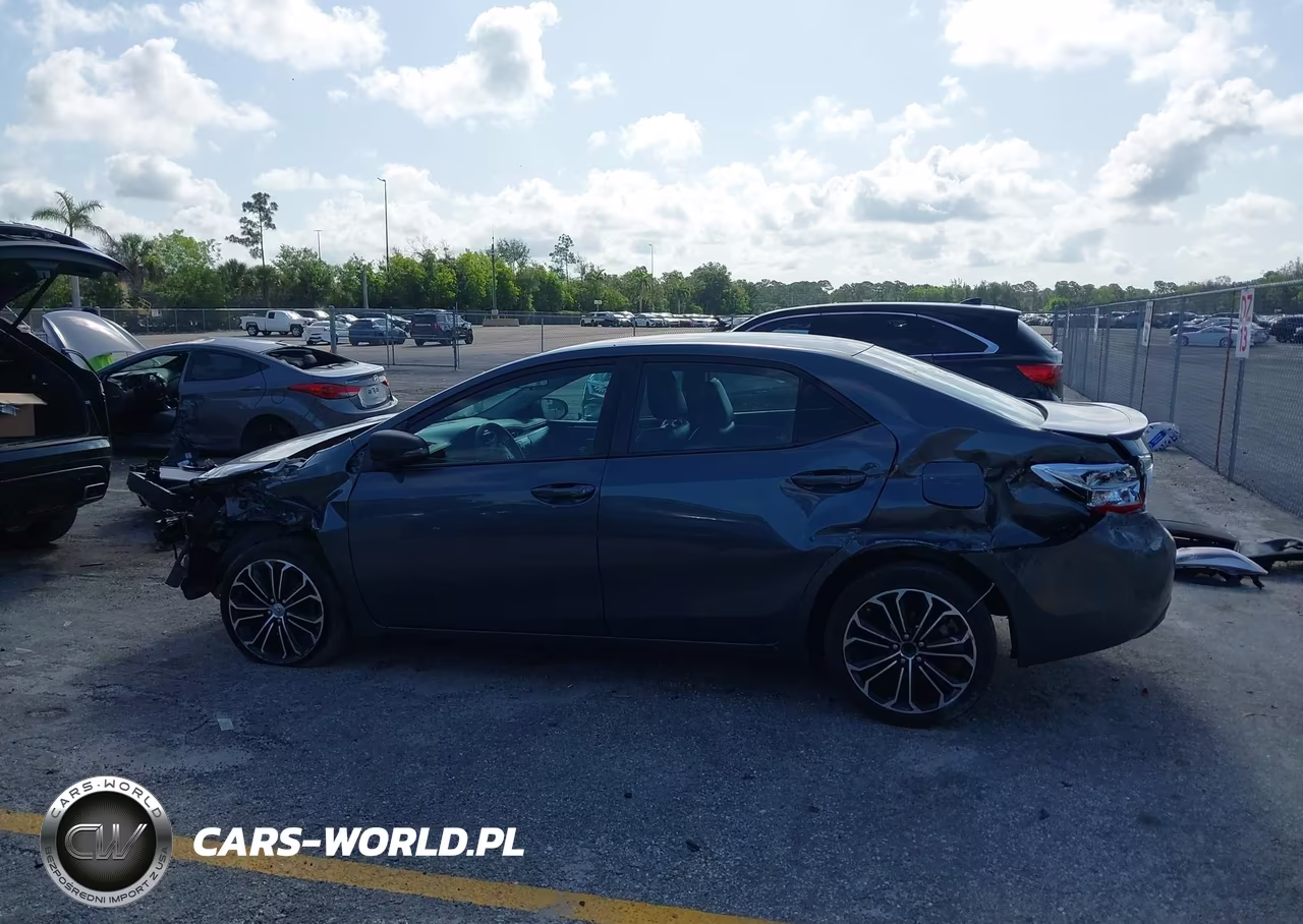 2016 Toyota Corolla S Plus VIN:5YFBURHE8GP388743 - 15