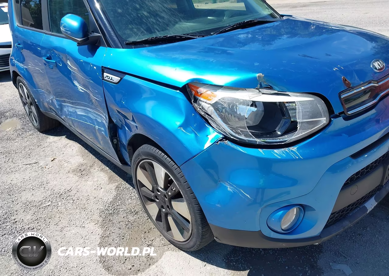 2018 Kia Soul + VIN:KNDJP3A50J7564767 - 6
