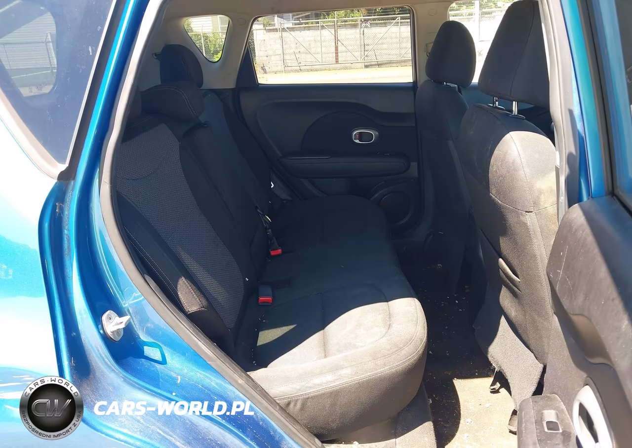 2018 Kia Soul + VIN:KNDJP3A50J7564767 - 8