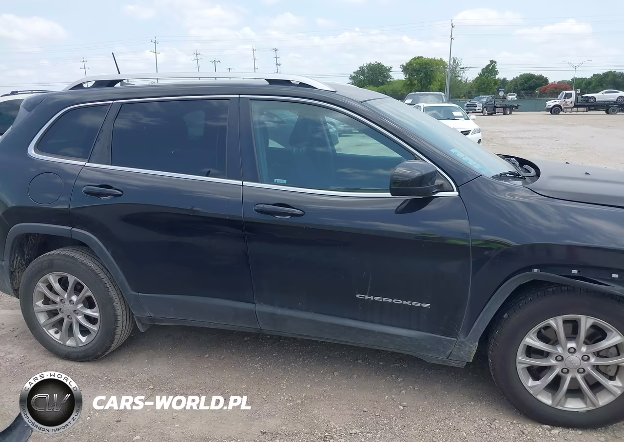 2019 Jeep Cherokee Latitude Fwd VIN:1C4PJLCB1KD203713 - 14