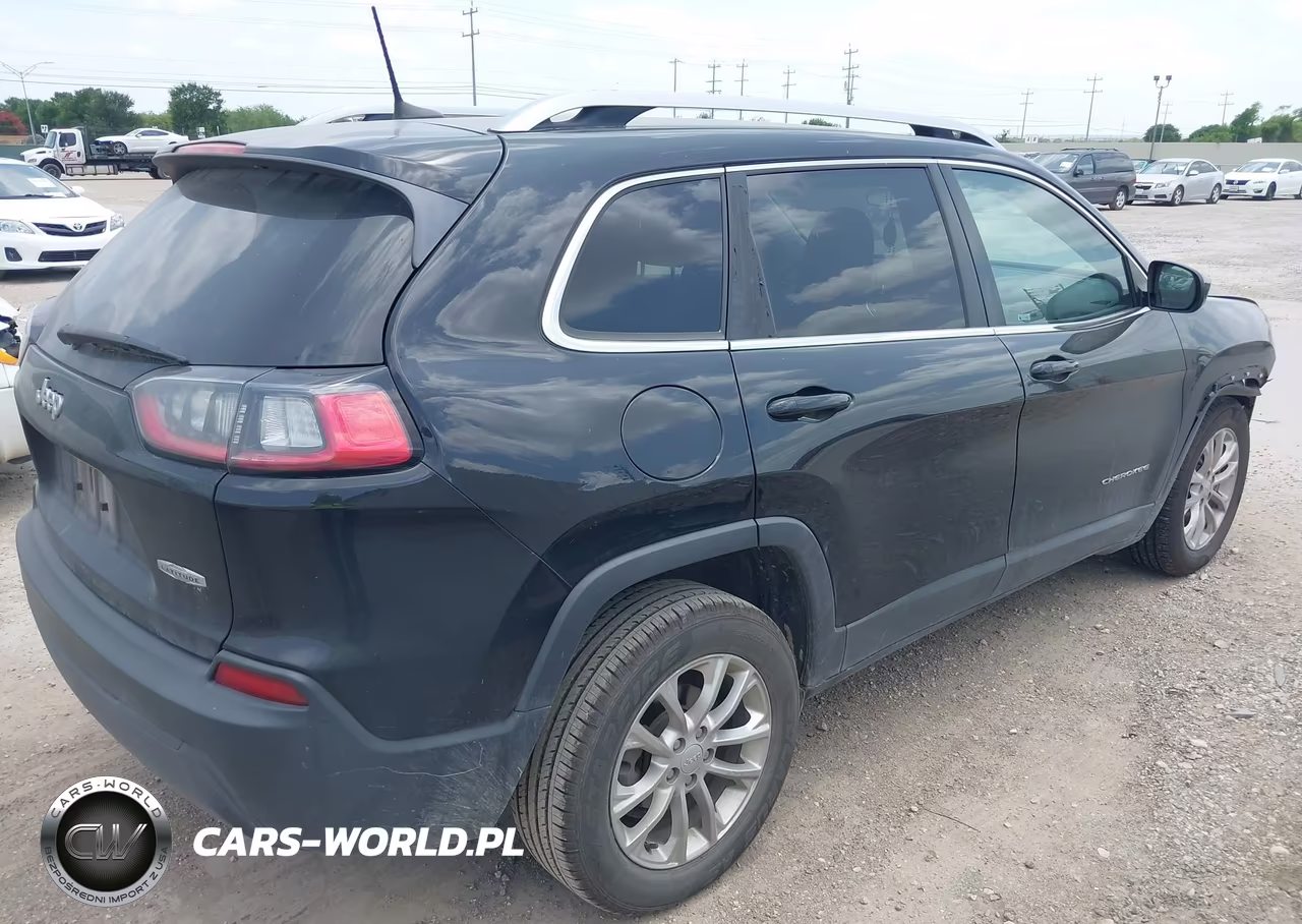 2019 Jeep Cherokee Latitude Fwd VIN:1C4PJLCB1KD203713 - 4