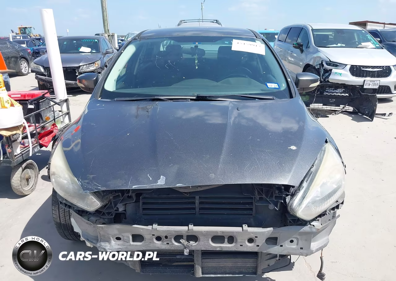 2016 Ford Focus Se VIN:1FADP3F25GL215895 - 12