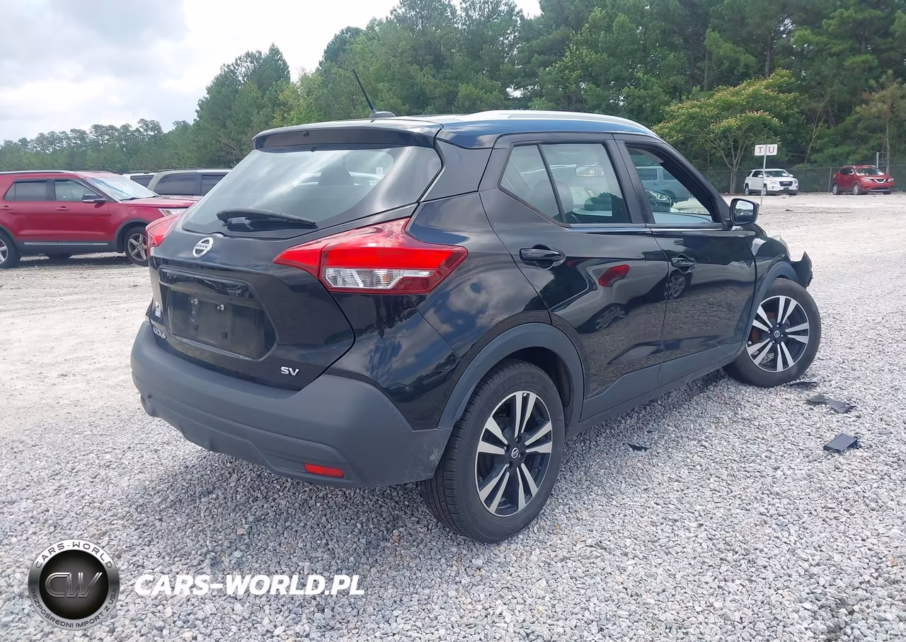 2019 Nissan Kicks Sv VIN:3N1CP5CU9KL554506 - 4