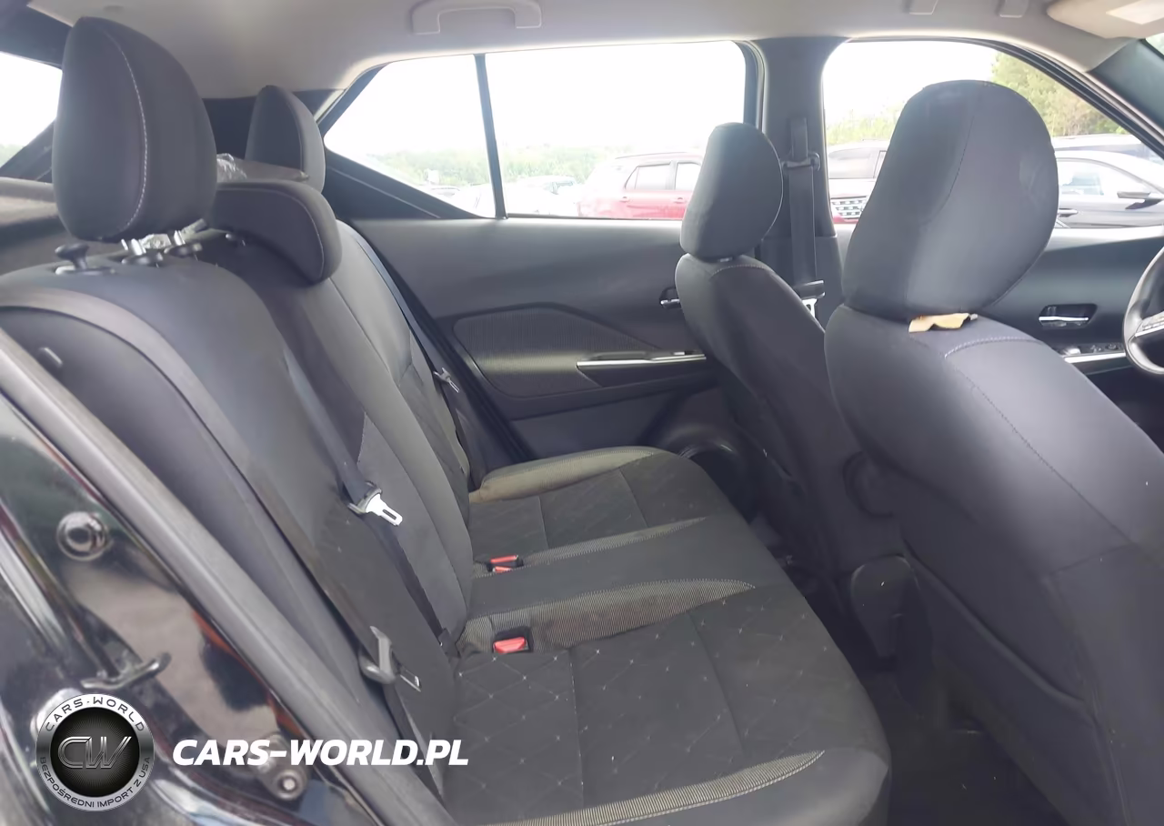 2019 Nissan Kicks Sv VIN:3N1CP5CU9KL554506 - 8