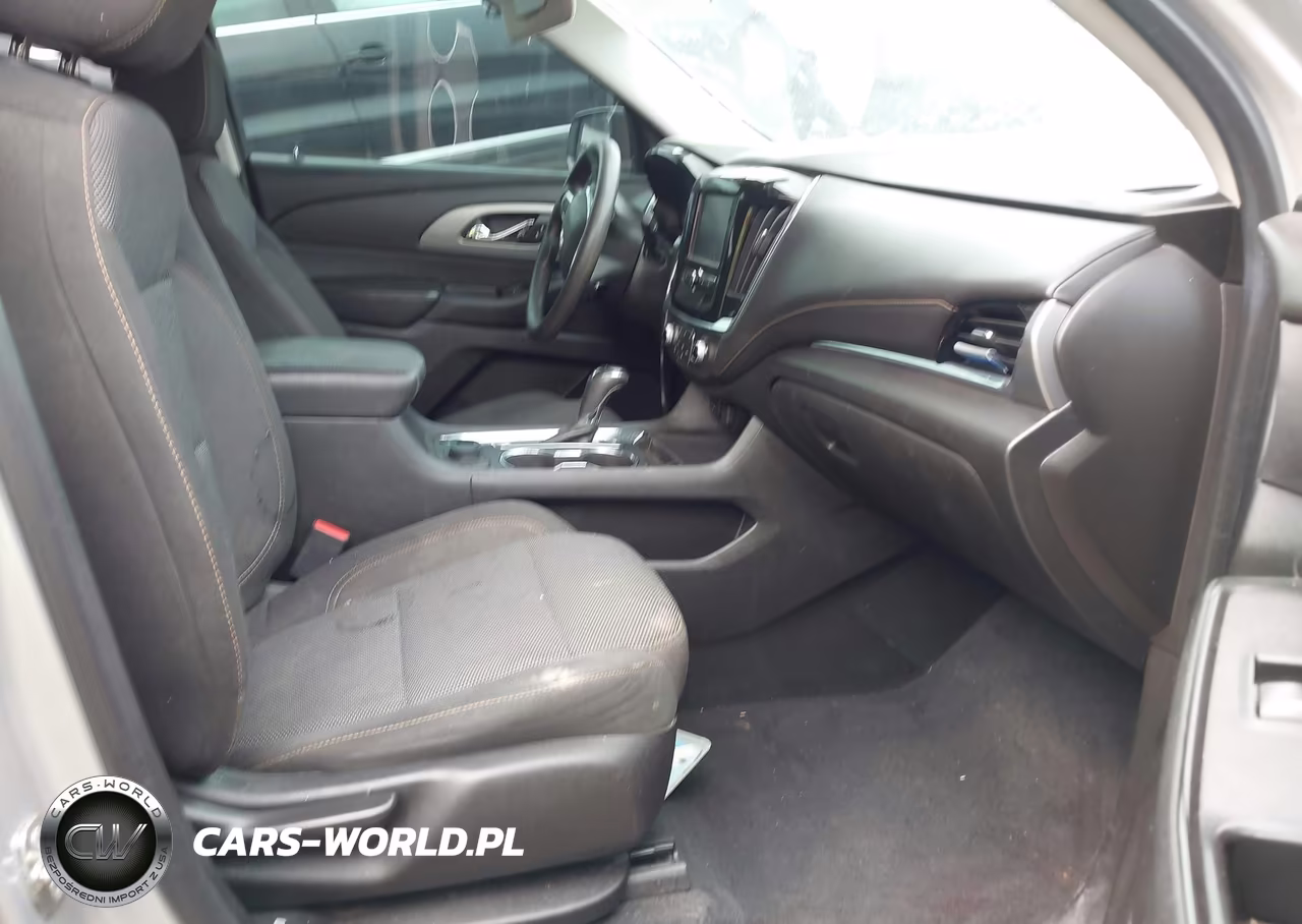 2018 Chevrolet Traverse Ls VIN:1GNERFKW5JJ162659 - 5
