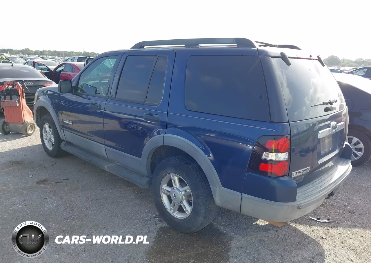 2006 Ford Explorer Xlt VIN:1FMEU63E96UA54544 - 3