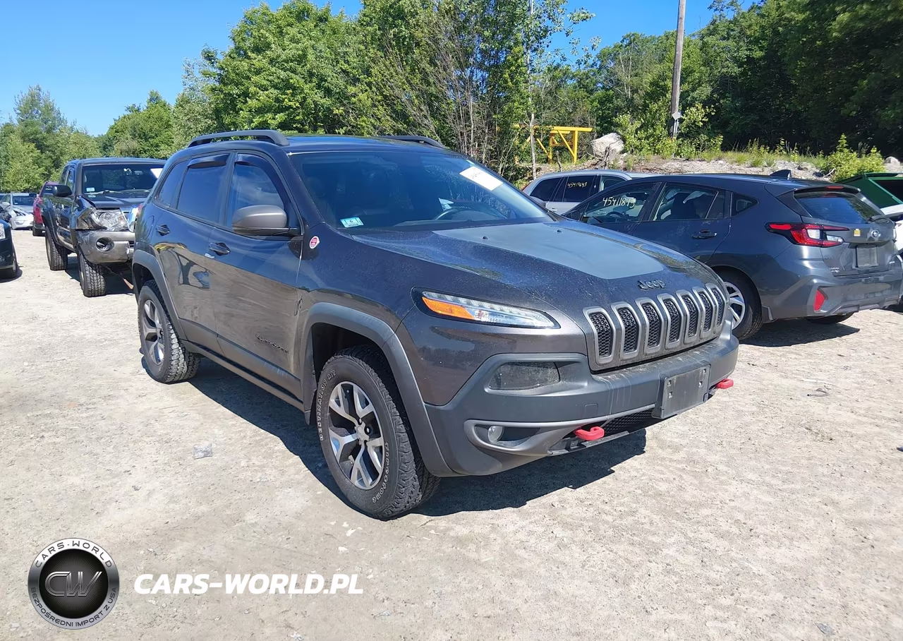 2015 Jeep Cherokee Trailhawk – zdjęcie 1 z 16