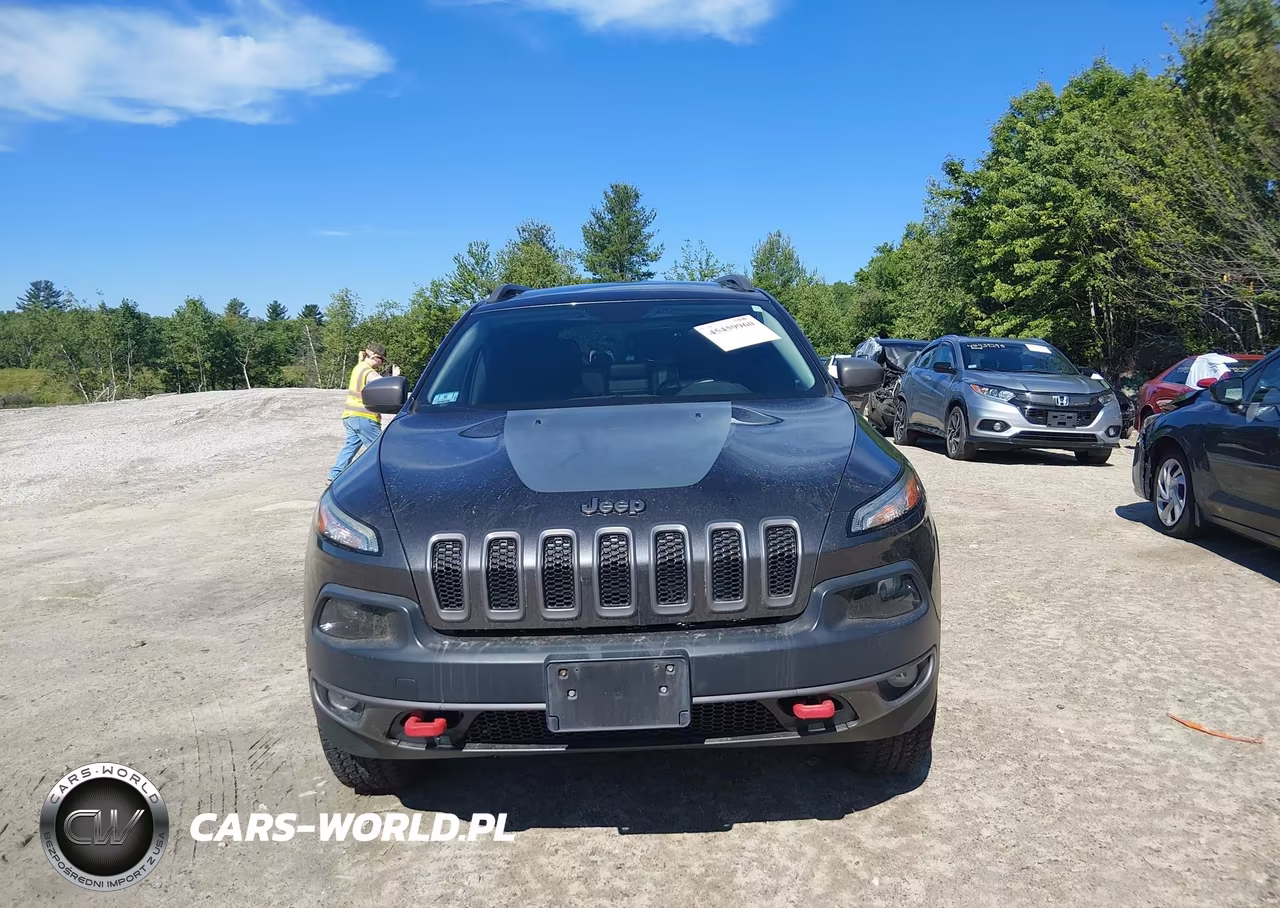 2015 Jeep Cherokee Trailhawk VIN:1C4PJMBS4FW758575 - 12