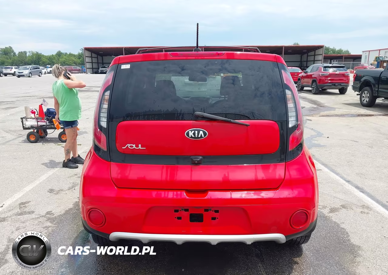 2017 Kia Soul + VIN:KNDJP3A58H7462708 - 16