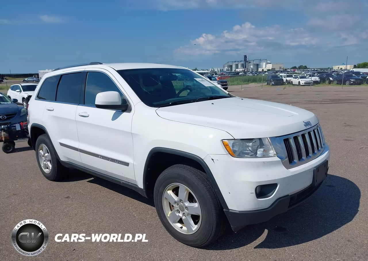 2013 Jeep Grand Cherokee Laredo – zdjęcie 1 z 16