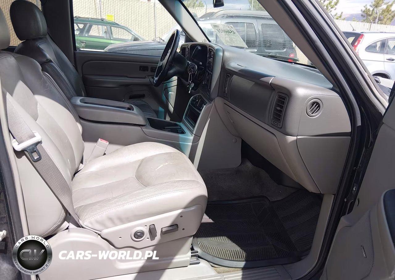 2005 Chevrolet Tahoe Lt VIN:1GNEK13T95J253435 - 5