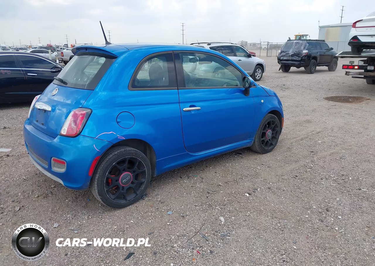 2015 Fiat 500 Sport VIN:3C3CFFBR1FT663331 - 4