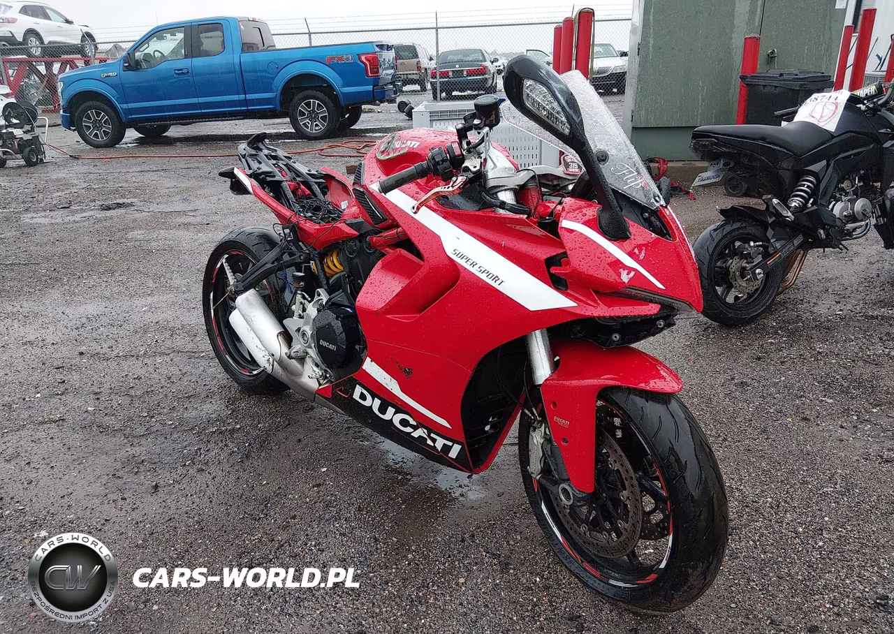 2023 Ducati Supersport