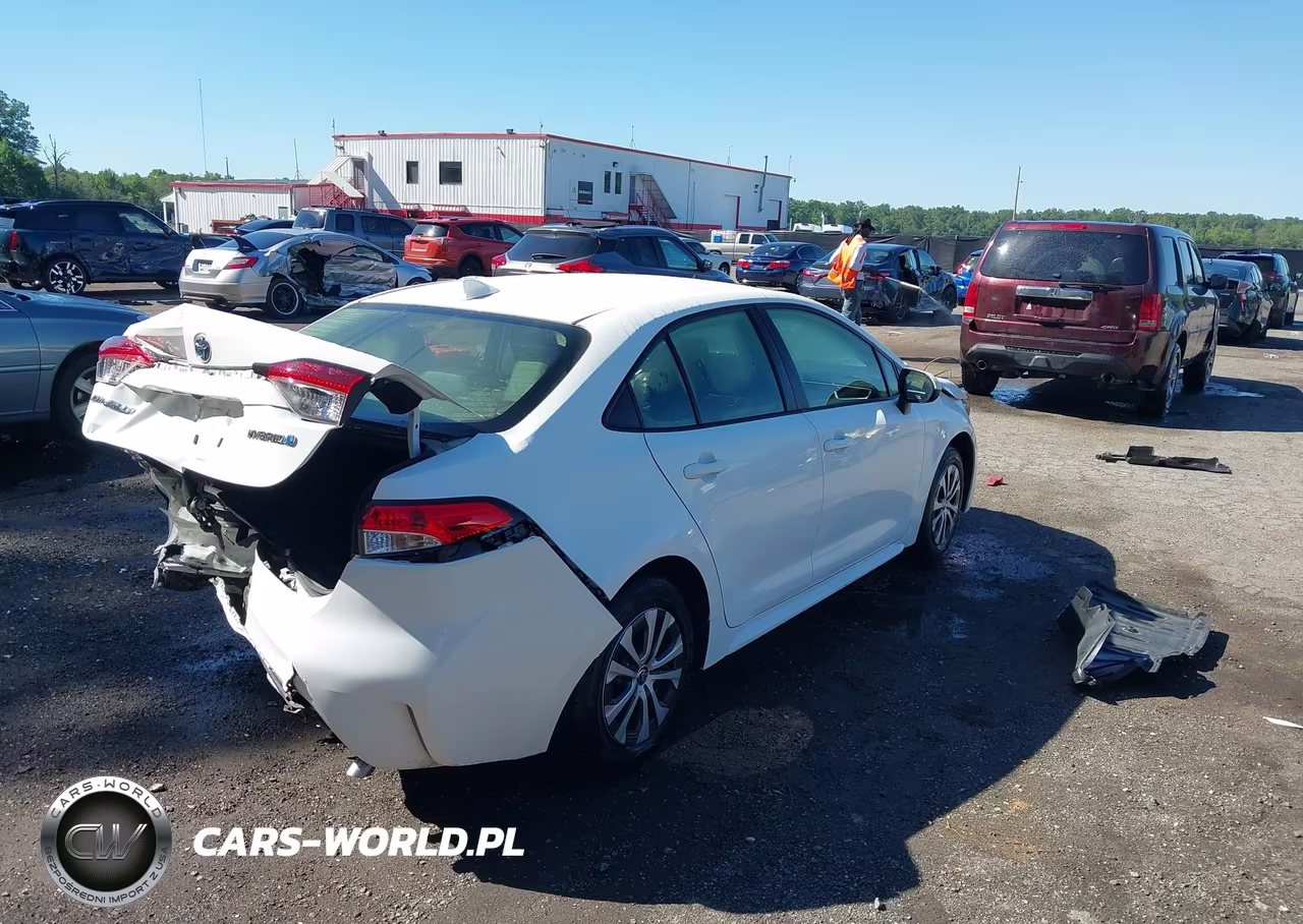 2022 Toyota Corolla Hybrid Le VIN:JTDEAMDE6N3002356 - 4