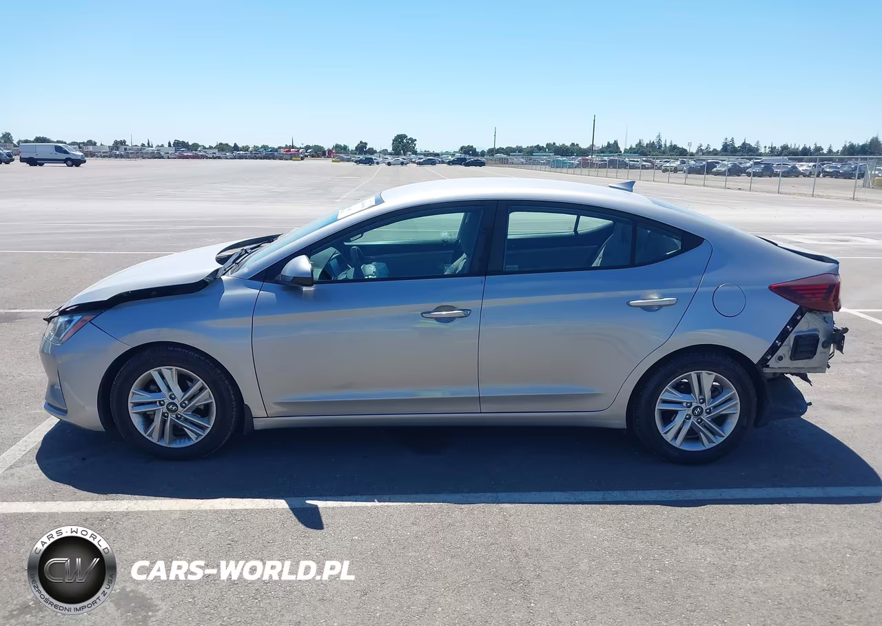 2020 Hyundai Elantra Sel VIN:5NPD84LF1LH570727 - 16