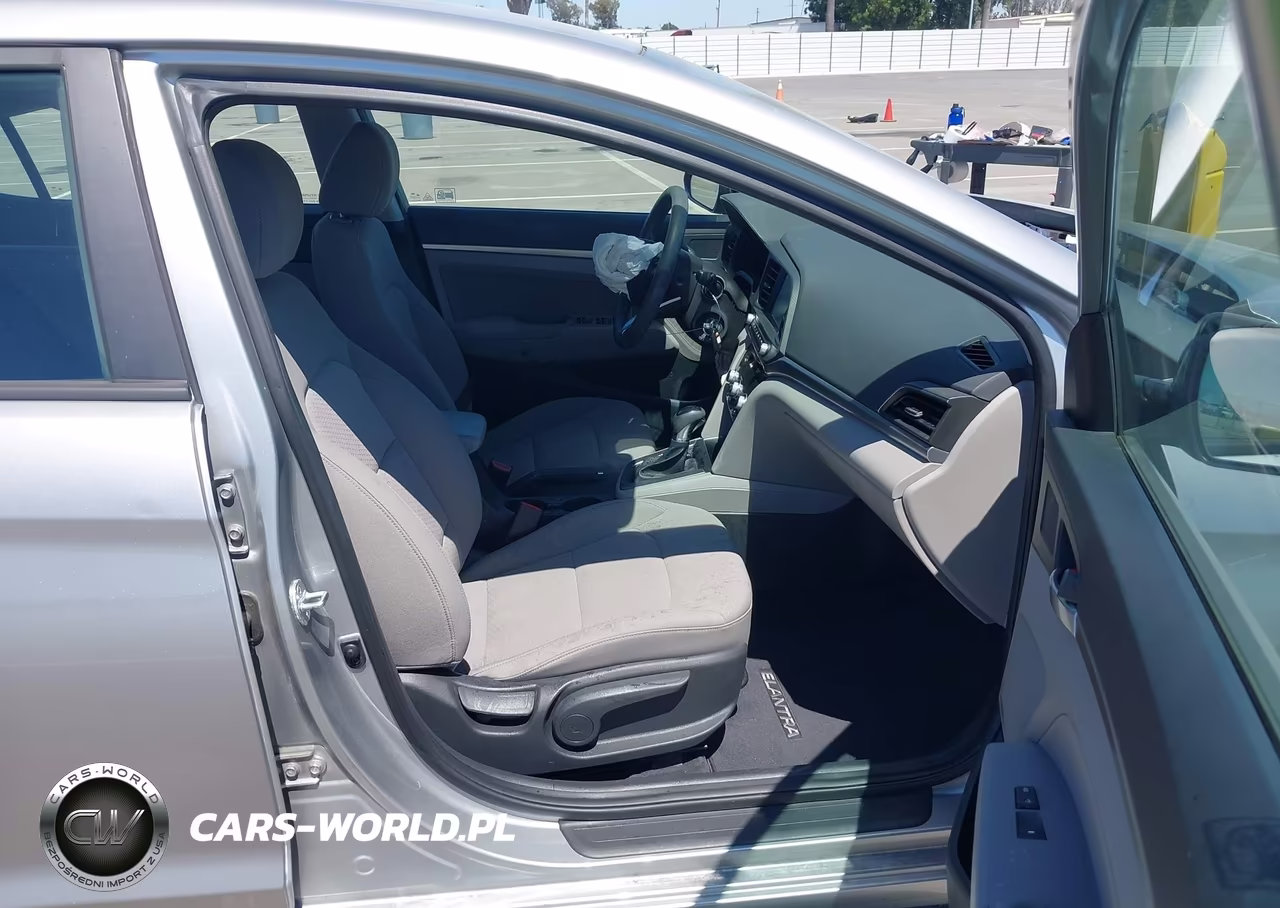2020 Hyundai Elantra Sel VIN:5NPD84LF1LH570727 - 5