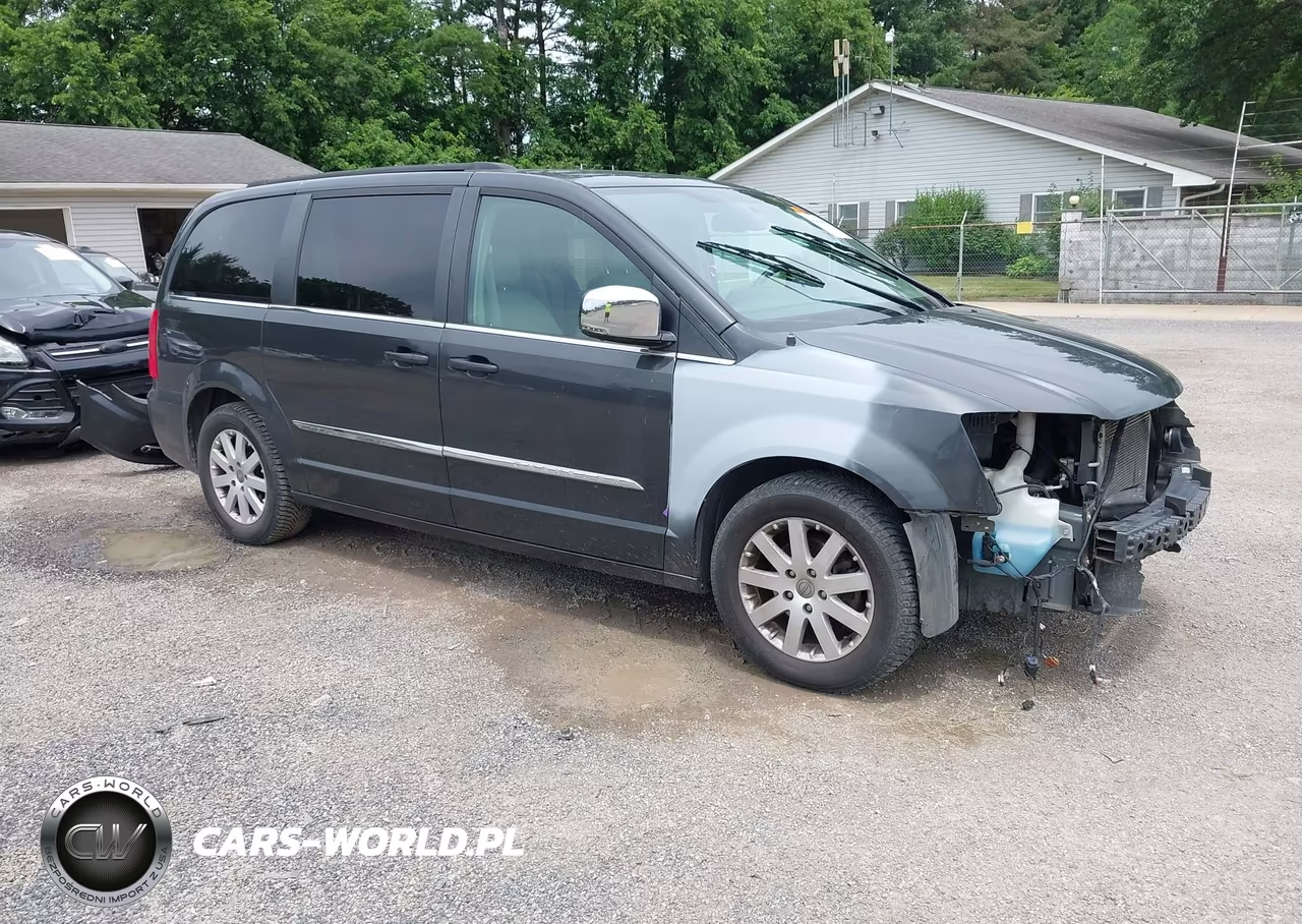 2011 Chrysler Town & Country Touring-L
