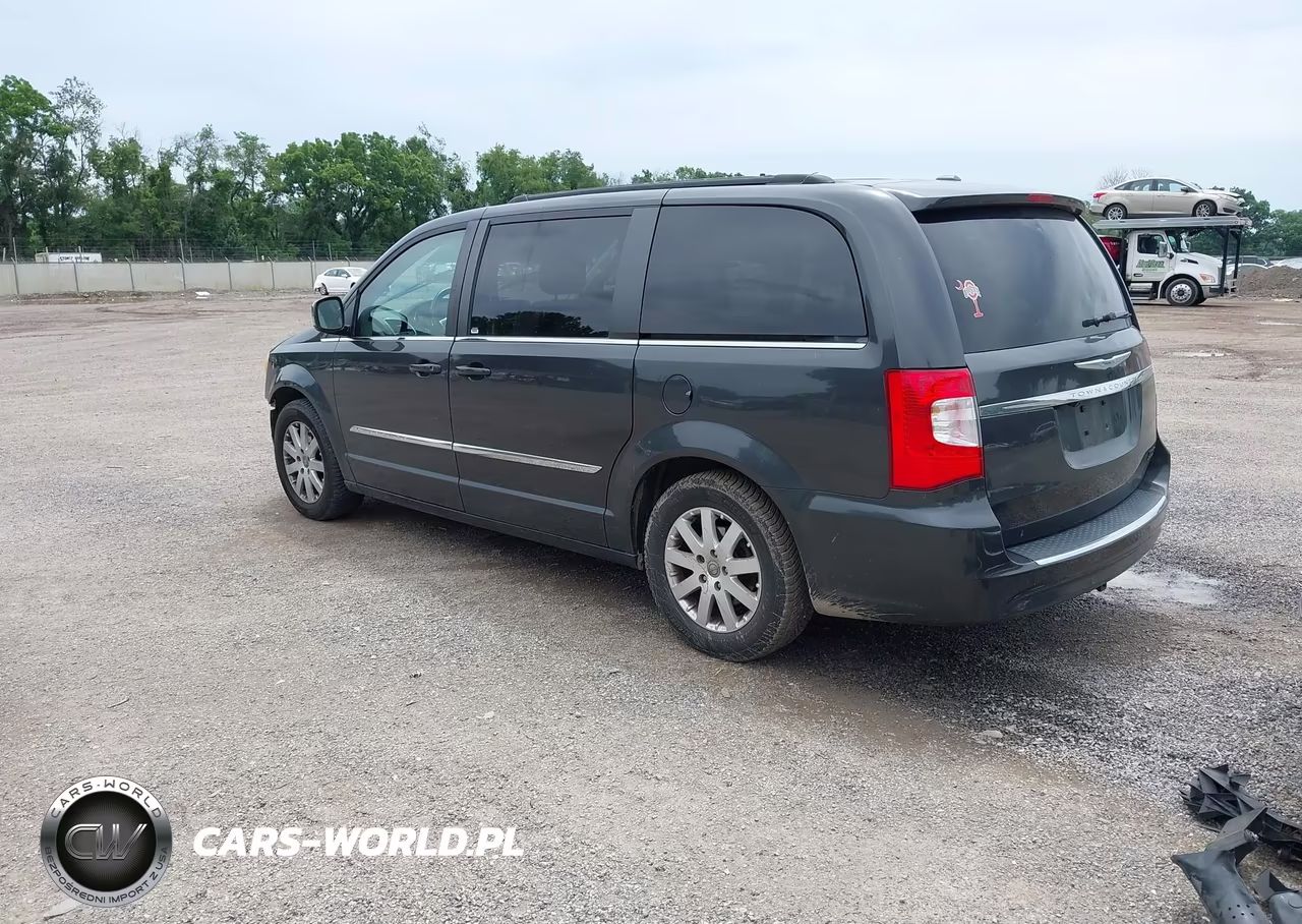 2011 Chrysler Town & Country Touring-L VIN:2A4RR8DG2BR633735 - 3