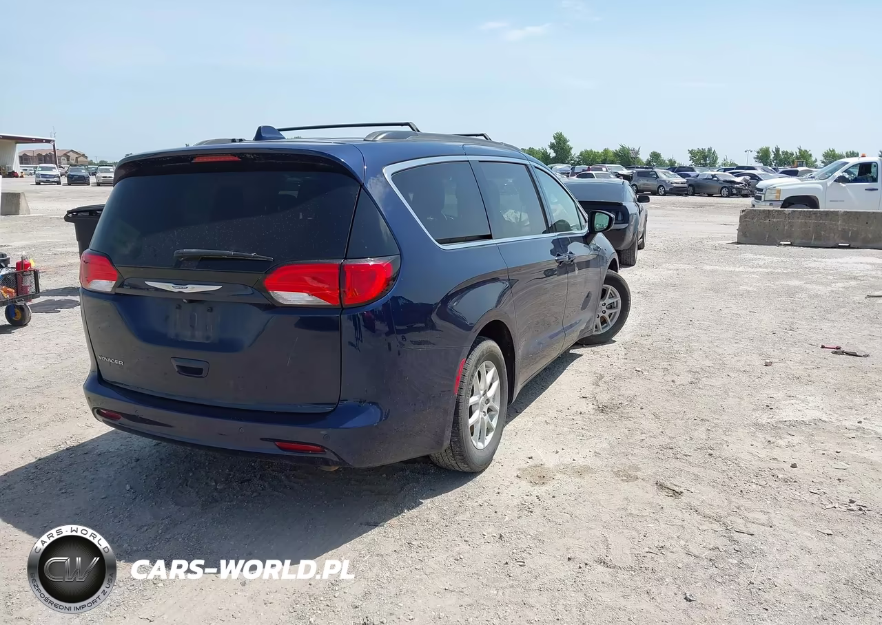 2020 Chrysler Voyager Lx VIN:2C4RC1CG0LR210914 - 4