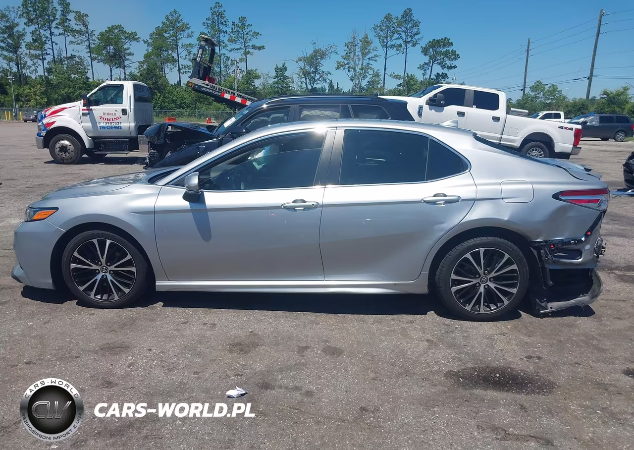 2020 Toyota Camry Se VIN:4T1J11AK6LU338857 - 14