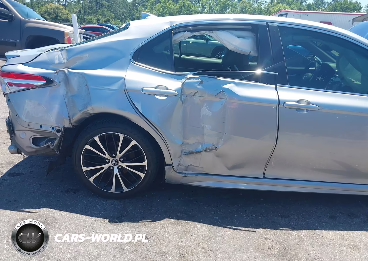 2020 Toyota Camry Se VIN:4T1J11AK6LU338857 - 6