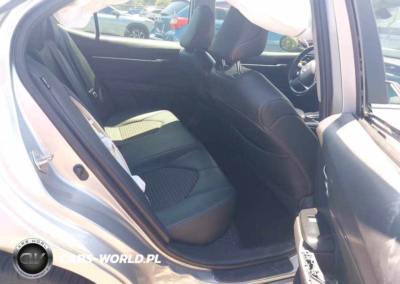 2020 Toyota Camry Se VIN:4T1J11AK6LU338857 - 8