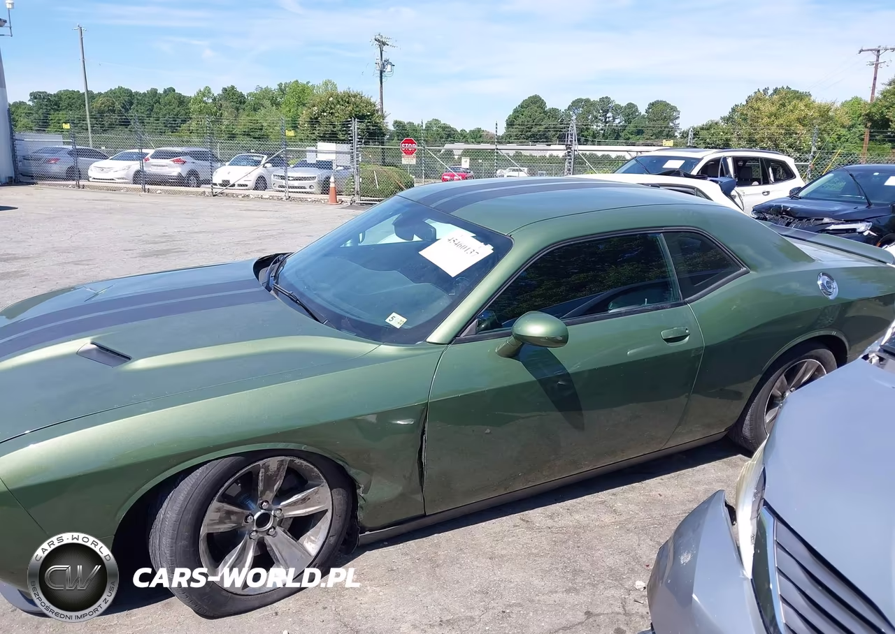 2019 Dodge Challenger Sxt VIN:2C3CDZAG8KH694280 - 14