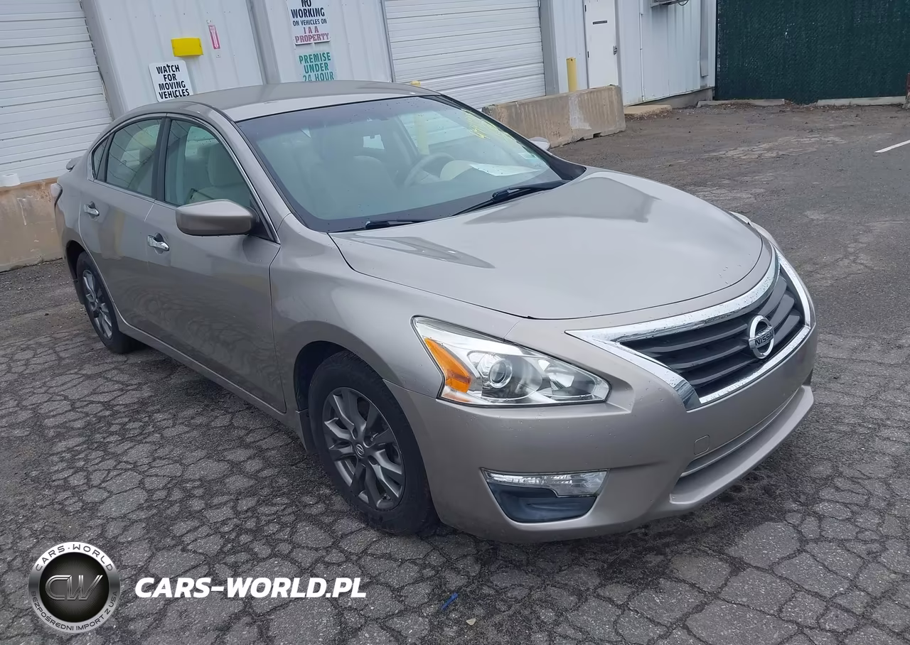 2015 Nissan Altima 2.5 S – zdjęcie 1 z 12
