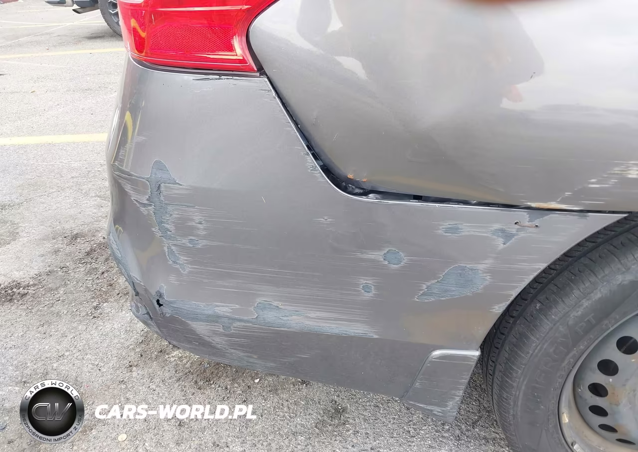 2019 Nissan Sentra S VIN:3N1AB7AP6KY258330 - 17