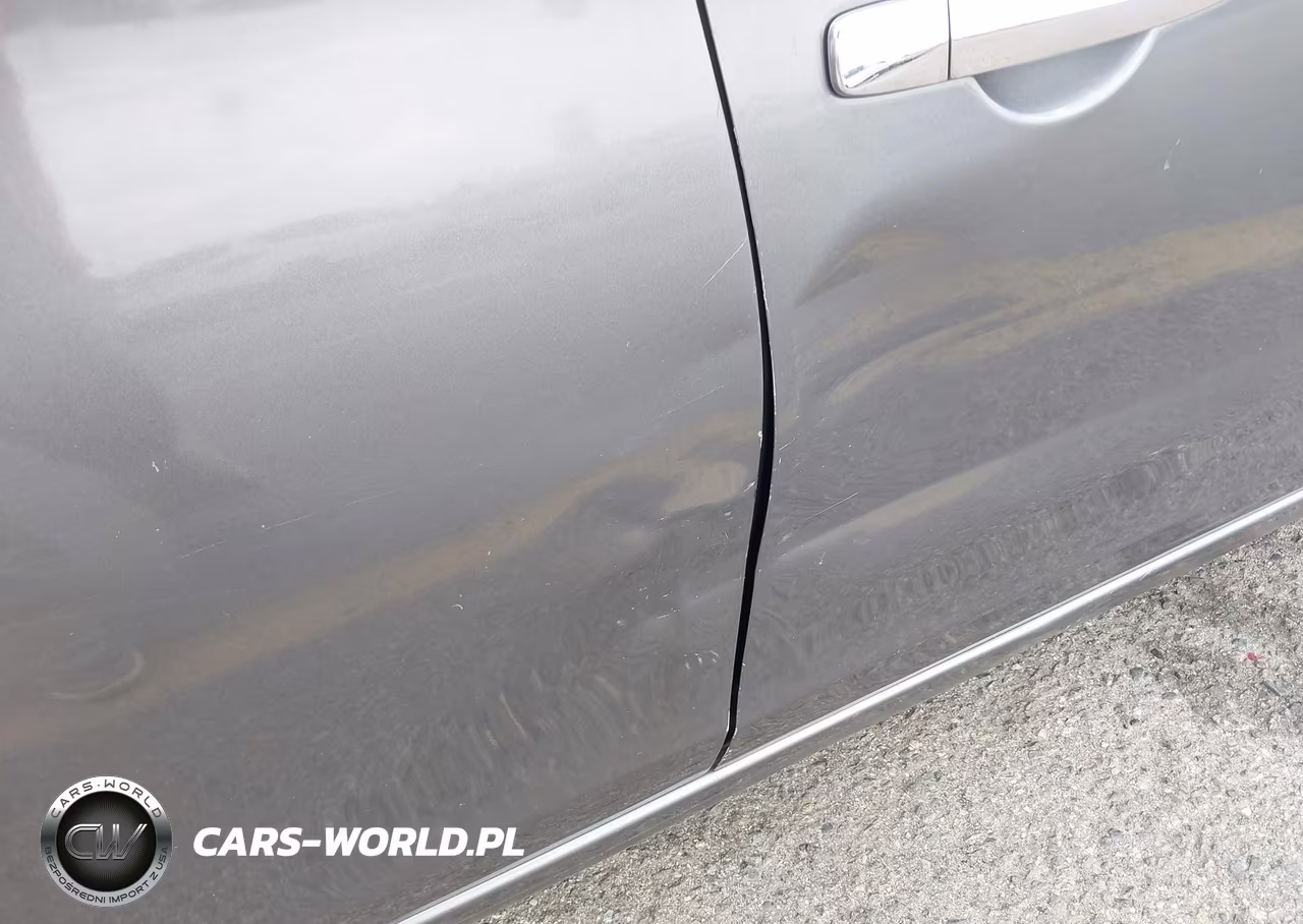 2019 Nissan Sentra S VIN:3N1AB7AP6KY258330 - 18