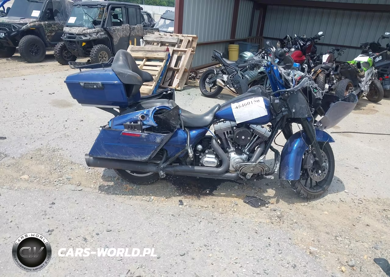2016 Harley-Davidson Fltrxs Road Glide Special VIN:1HD1KTM10GB663472 - 12