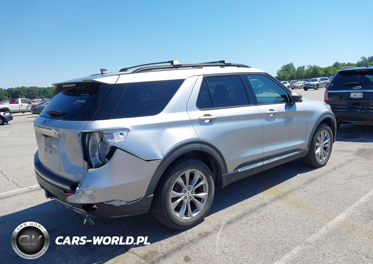 2021 Ford Explorer Xlt VIN:1FMSK8DH5MGA59216 - 4
