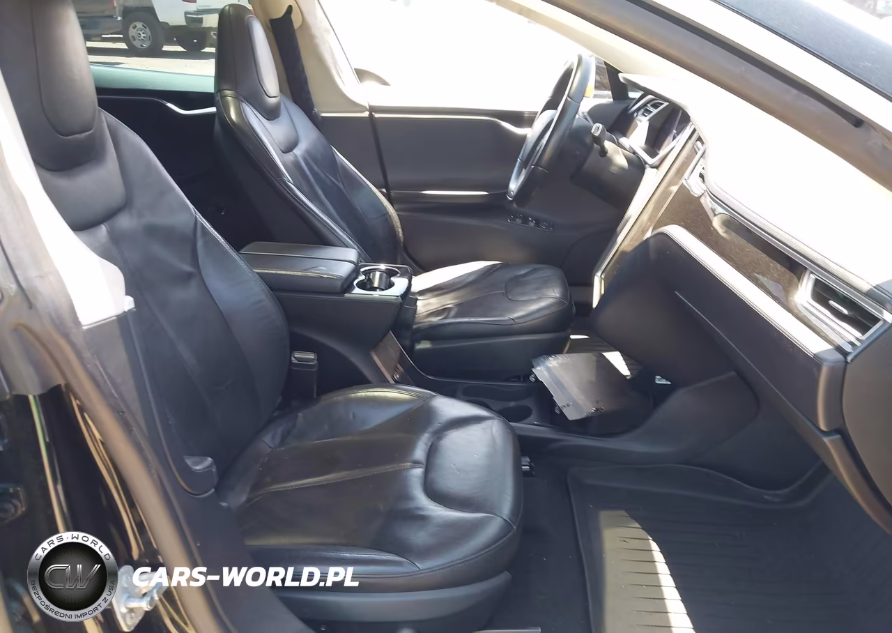 2013 Tesla Model S VIN:5YJSA1CG2DFP20699 - 5