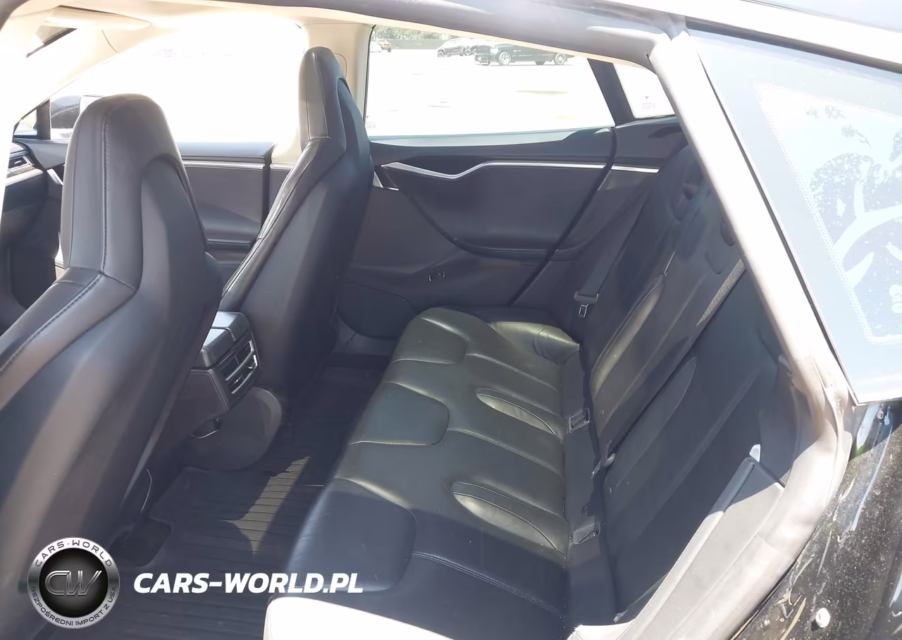 2013 Tesla Model S VIN:5YJSA1CG2DFP20699 - 8