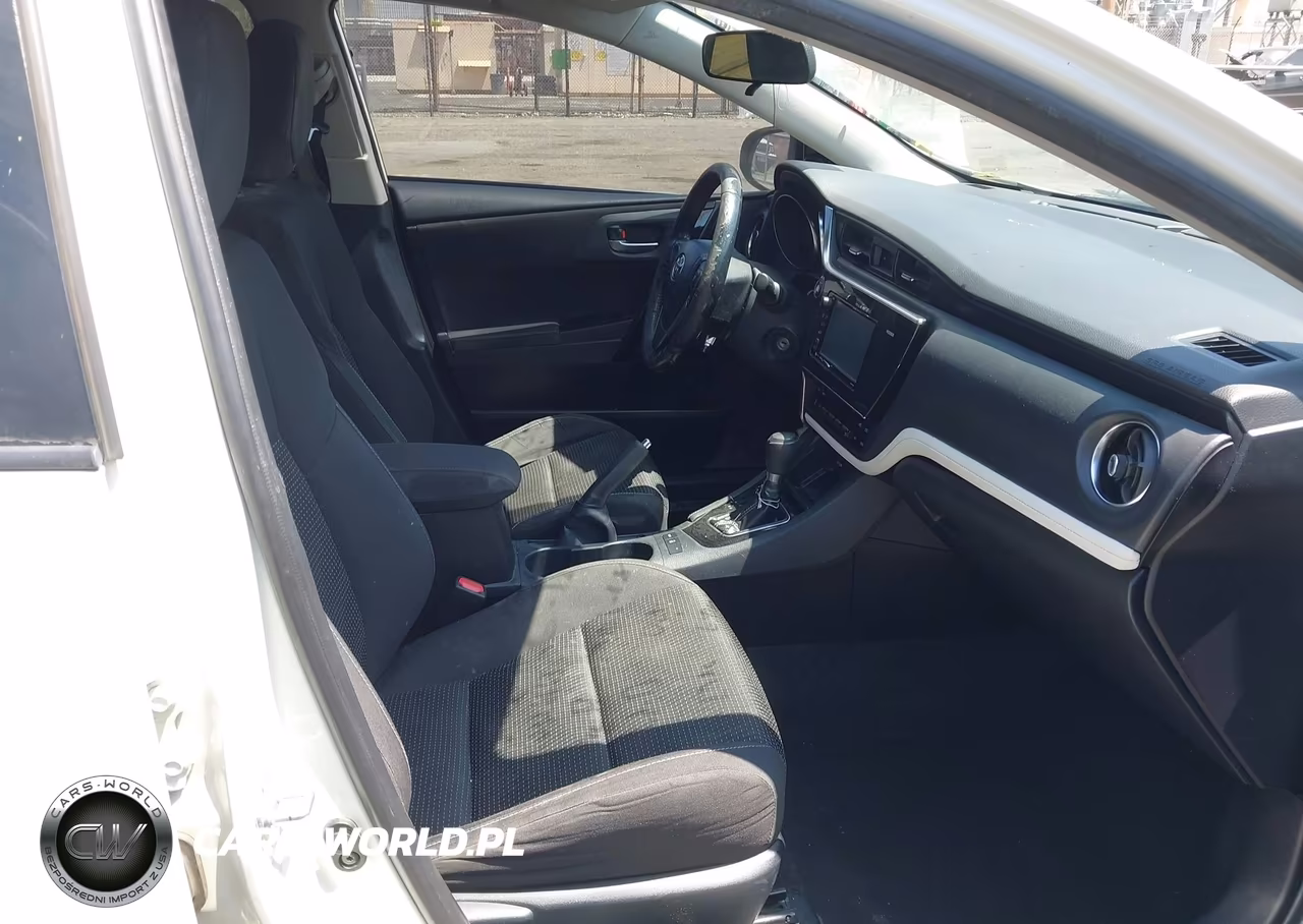 2017 Toyota Corolla Im VIN:JTNKARJE2HJ544229 - 5