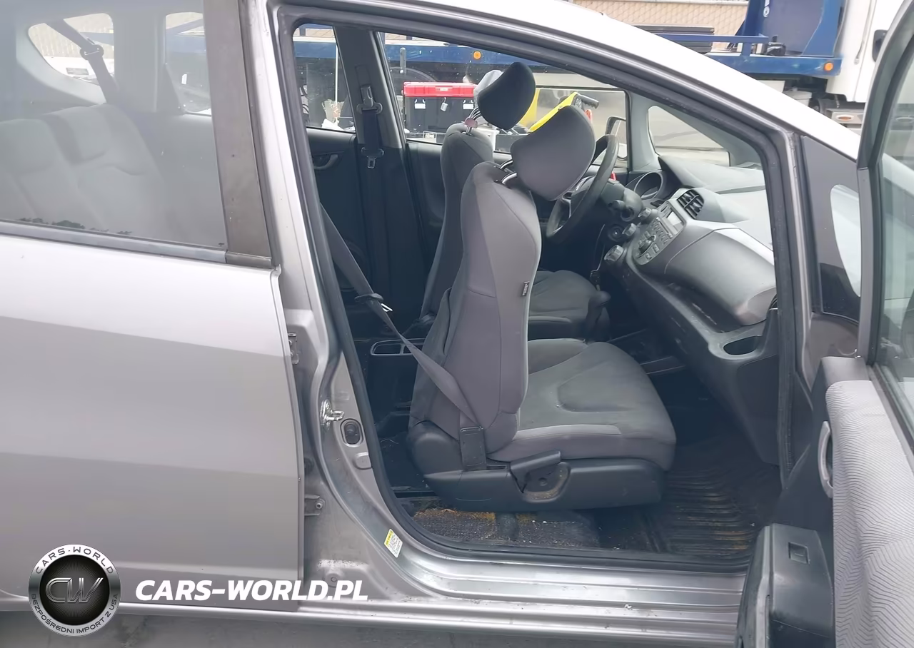 2009 Honda Fit VIN:JHMGE88279C002052 - 5