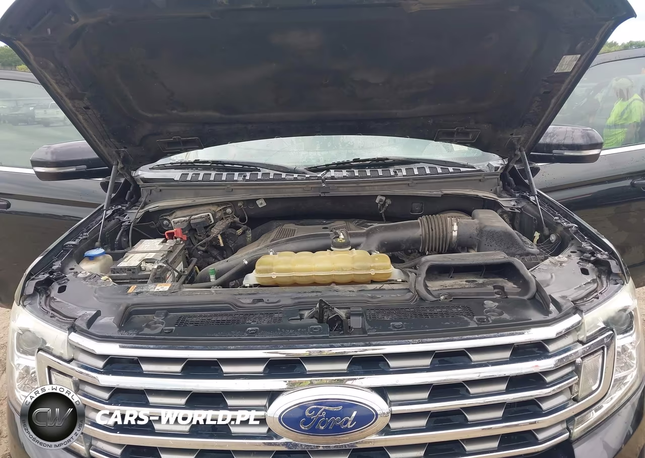 2019 Ford Expedition Xlt VIN:1FMJU1HT2KEA13802 - 10