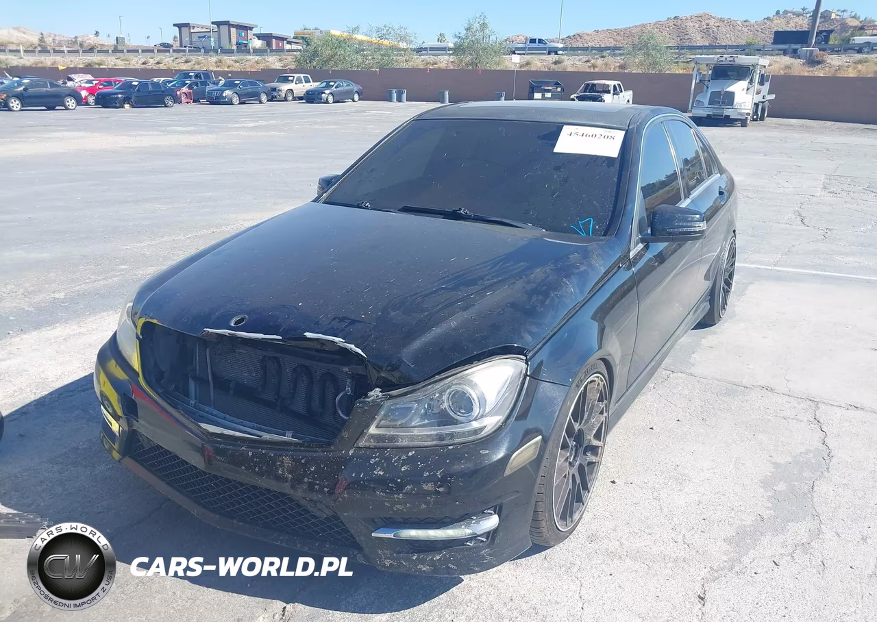 2013 Mercedes-Benz C 300 Sport 4Matic VIN:WDDGF8AB7DR266733 - 2