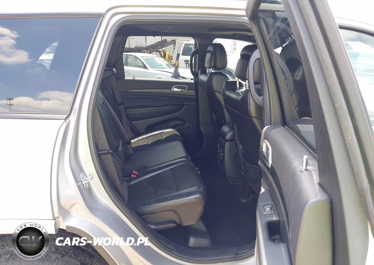 2021 Jeep Grand Cherokee Laredo X 4X4 VIN:1C4RJFAG4MC632863 - 8