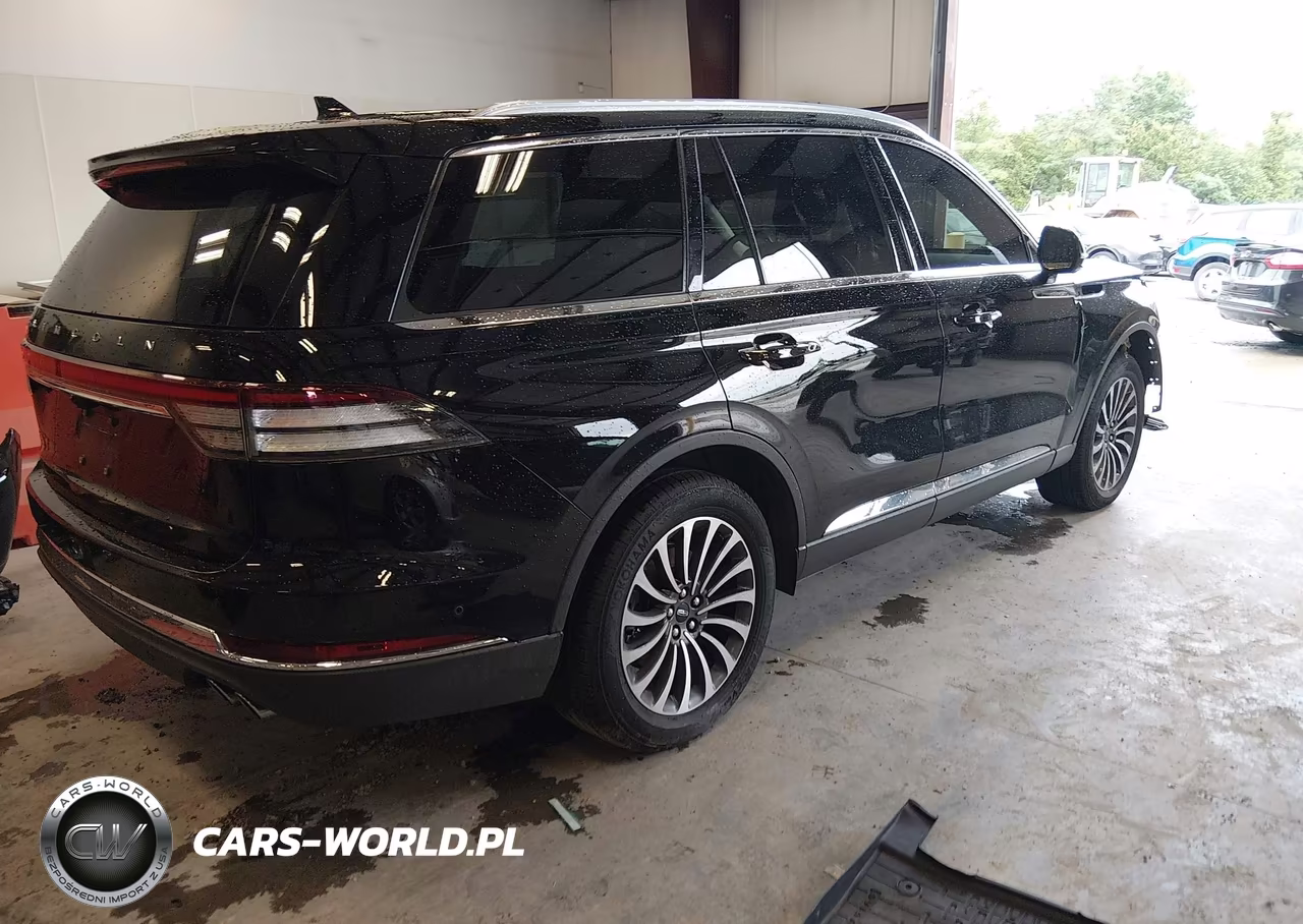 2020 Lincoln Aviator Reserve VIN:5LM5J7XC7LGL06841 - 4