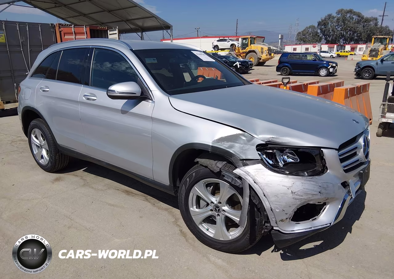2018 Mercedes-Benz Glc 300 – zdjęcie 1 z 16